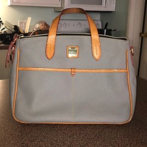 Dooney & Bourke